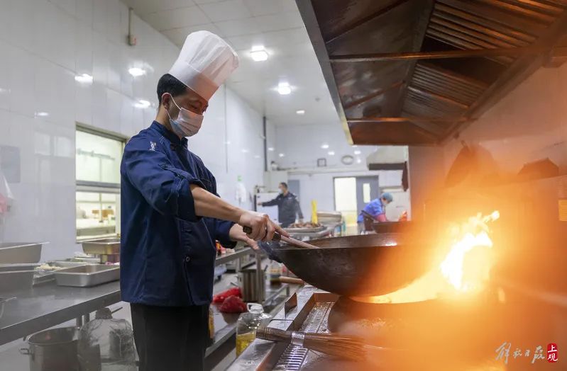 1670557882951558 1670557882951558